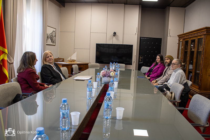 POTPISIVANJE UGOVORA SA AUTORIMA PROJEKATA...